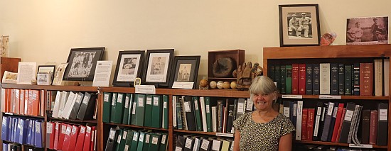 shelf-exhibit-lori1_fx1_medium.jpg